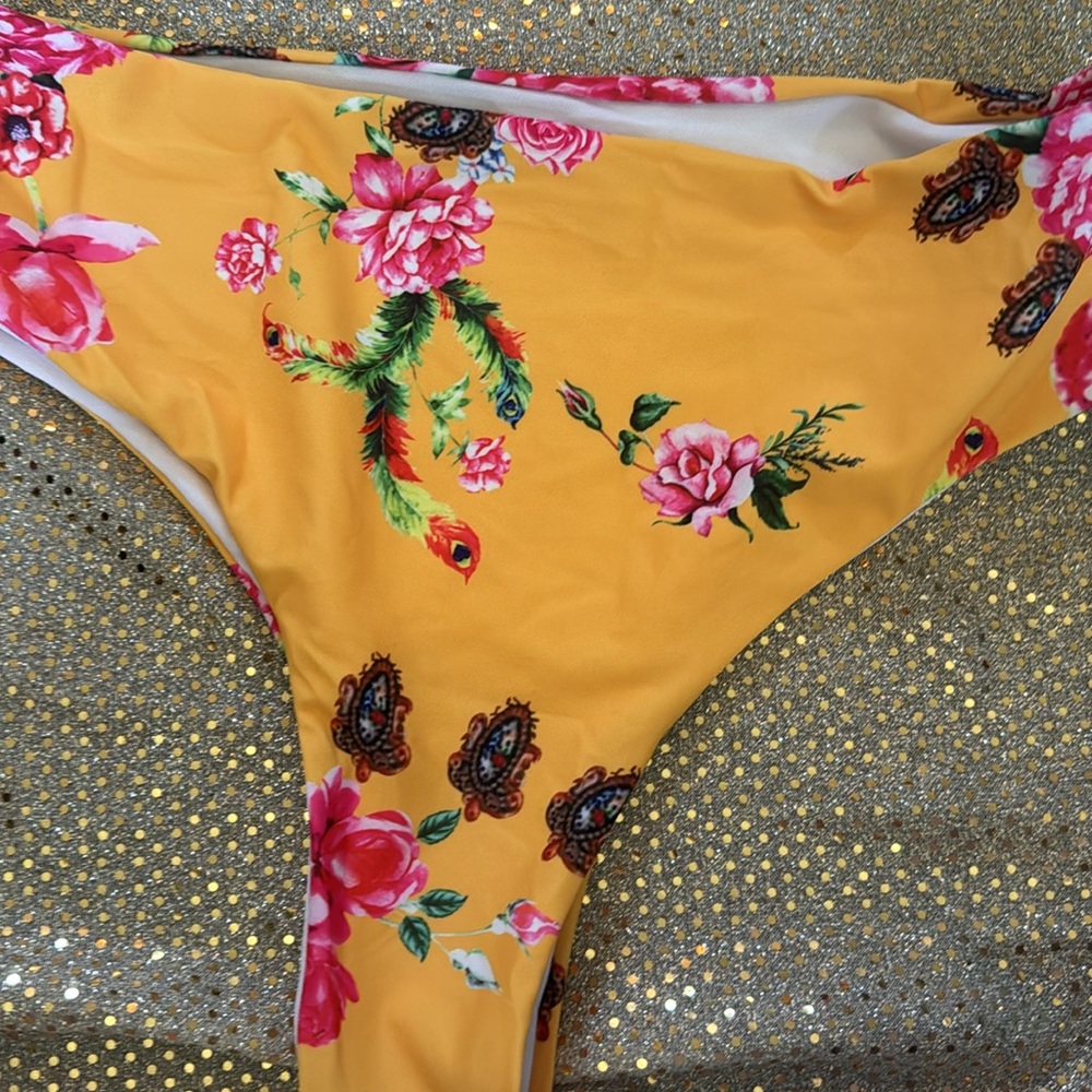 Floral women’s  colorful swimsuit two peice / bikini - Picture 10 of 11